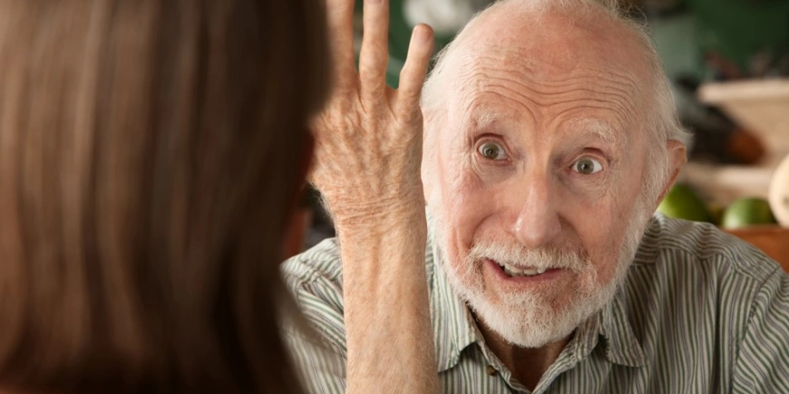 Alzheimer's: When Past Pain Erupts Into Unpleasant Behavior